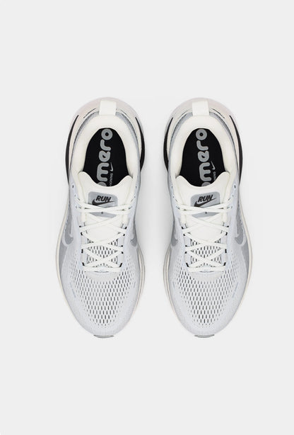 Nike vomero 18-black/off white