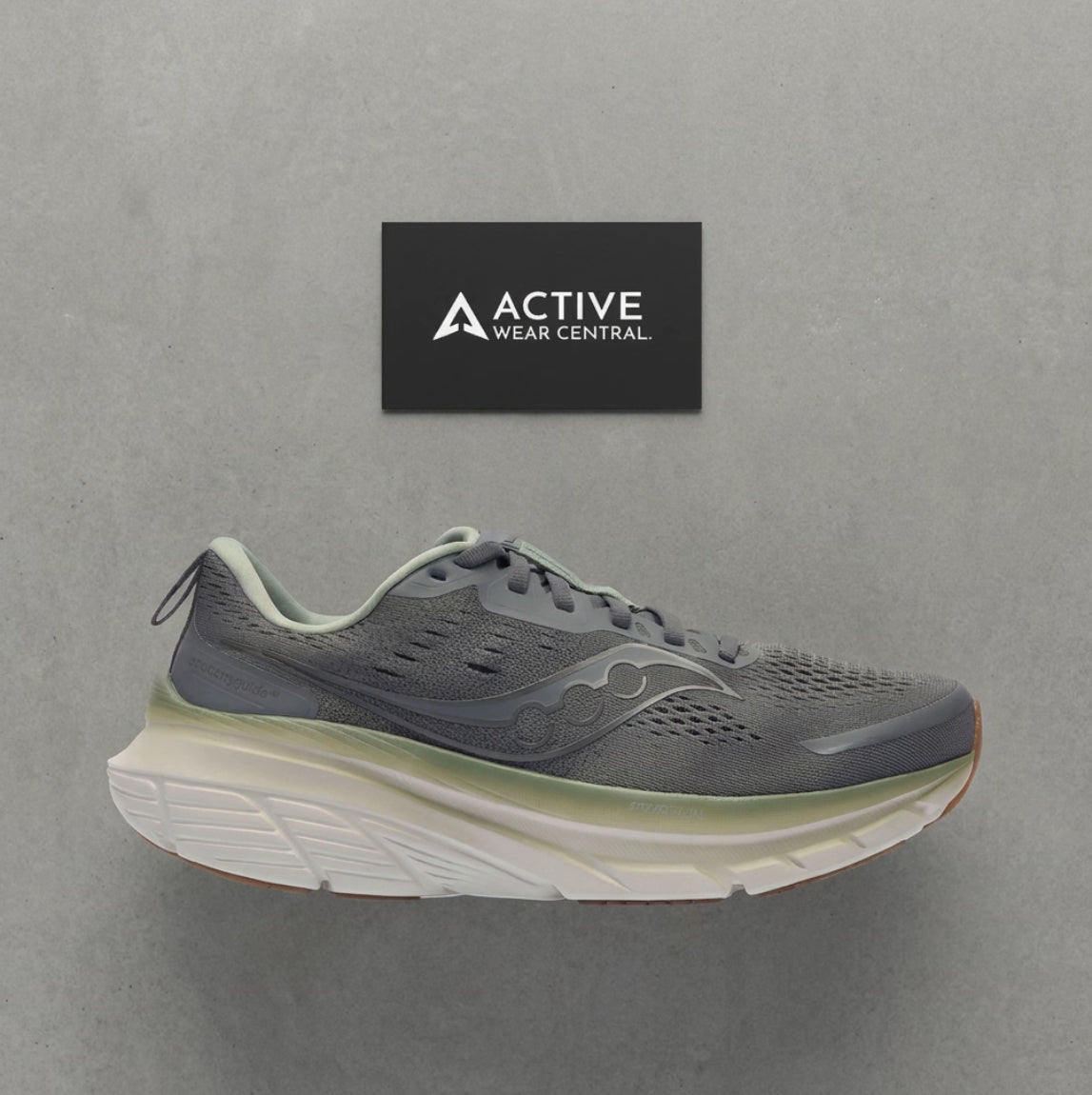Saucony Guide 18 trainer- carbon/ice berg