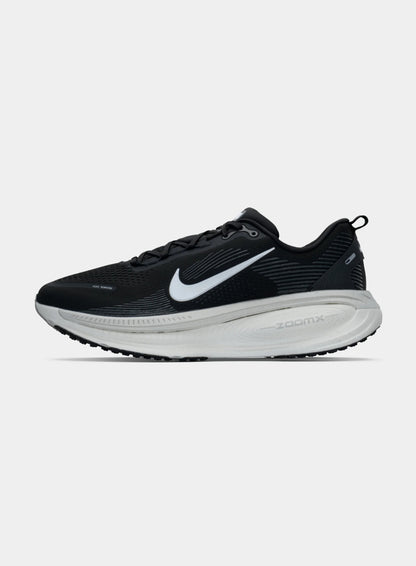 Nike vomero 18-black/white