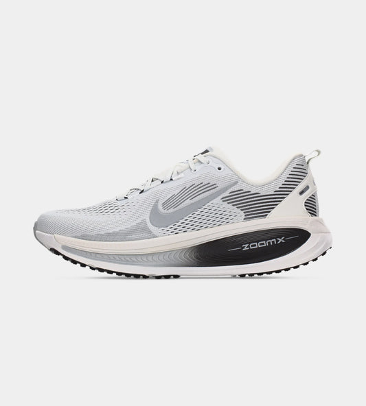 Nike vomero 18-black/off white